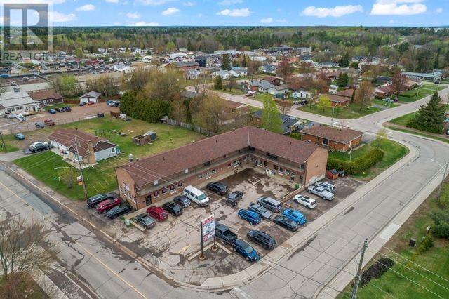 1049 VICTORIA STREET, petawawa, Ontario