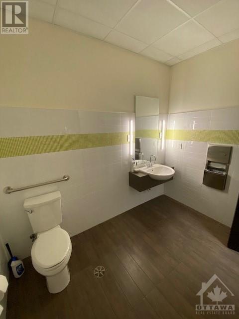 2310 St Laurent Boulevard Unit#303, Ottawa, Ontario  K1G 5H9 - Photo 16 - 1396134