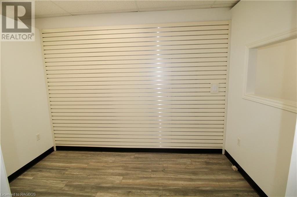 303/305 10th Street, Hanover, Ontario  N4N 1P1 - Photo 12 - 40599576