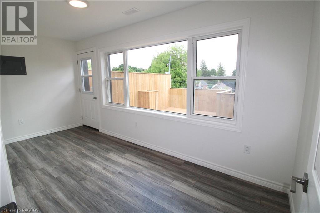 303/305 10th Street, Hanover, Ontario  N4N 1P1 - Photo 29 - 40599576