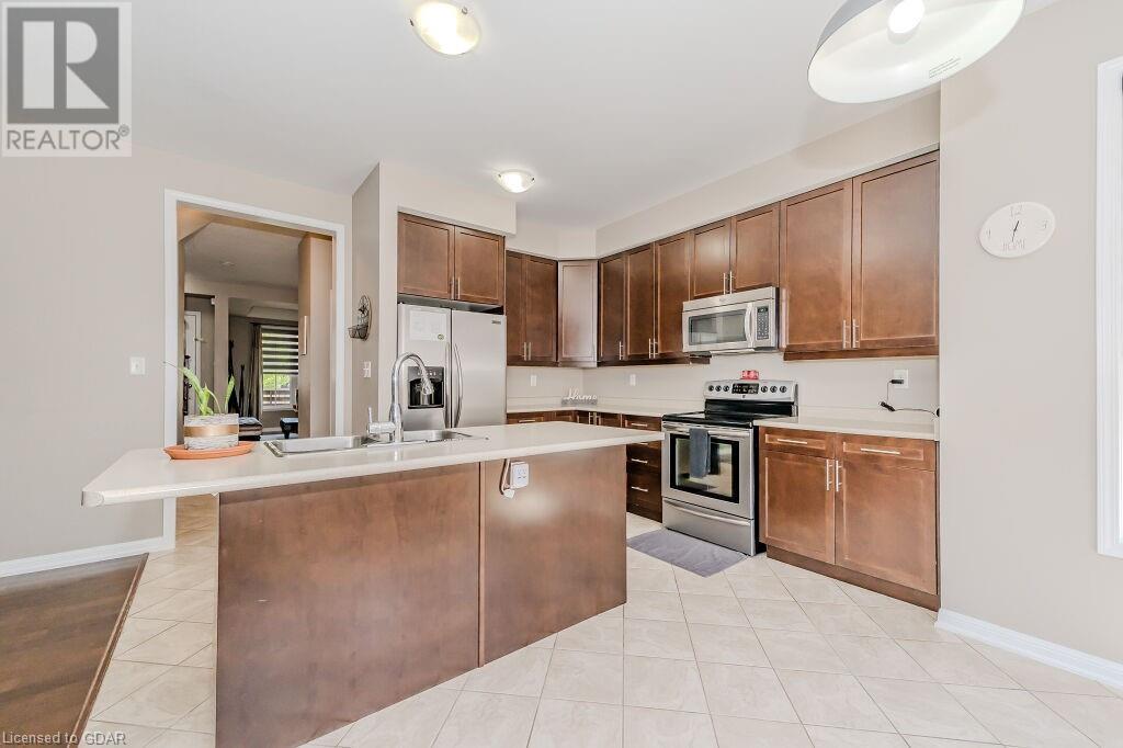 Image of property at 73 HOLLAND Circle