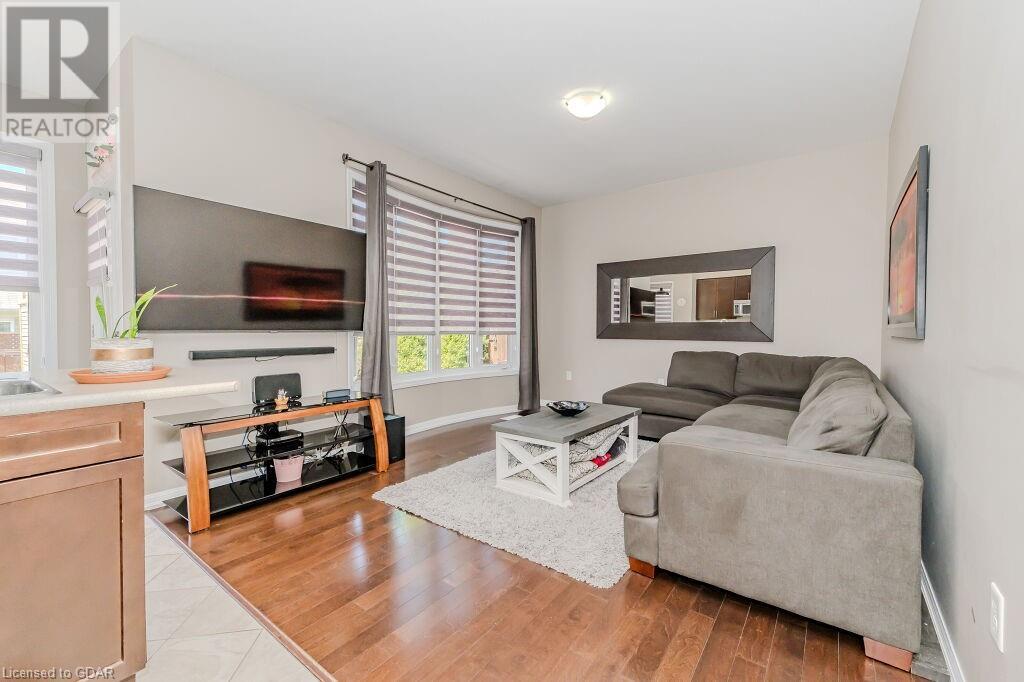 Image of property at 73 HOLLAND Circle