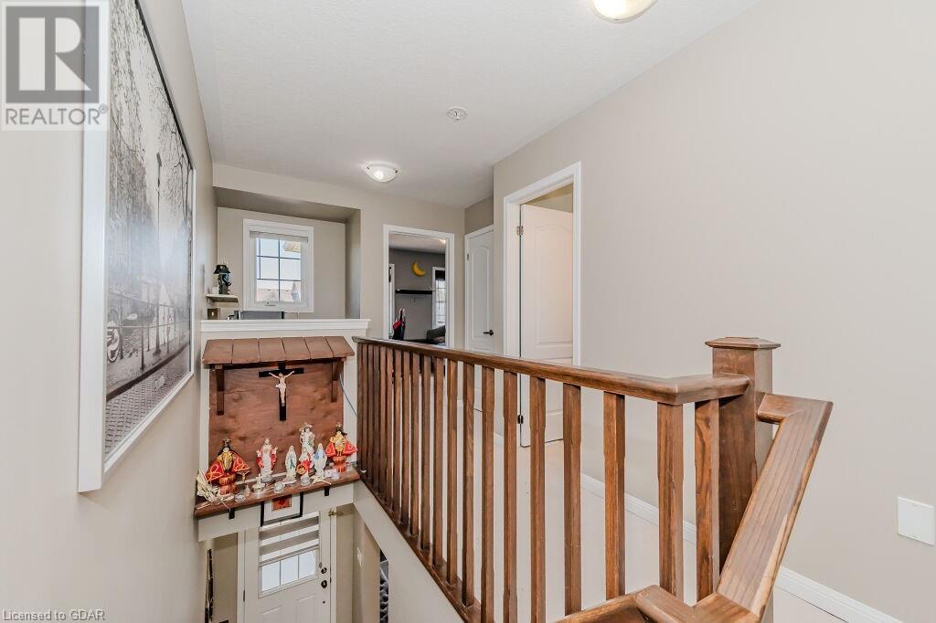 Image of property at 73 HOLLAND Circle