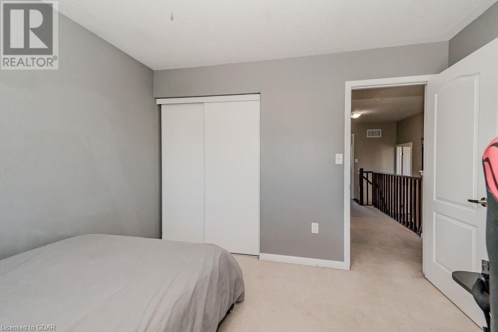 Image of property at 73 HOLLAND Circle