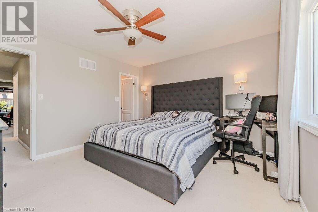 Image of property at 73 HOLLAND Circle