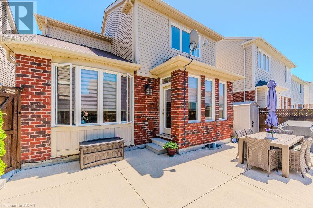 Image of property at 73 HOLLAND Circle