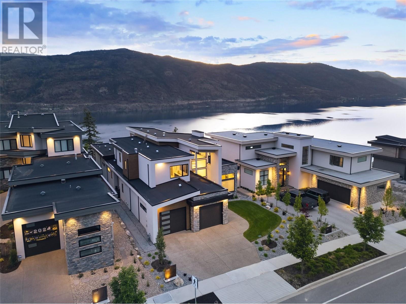 508 Clifton Road N Kelowna