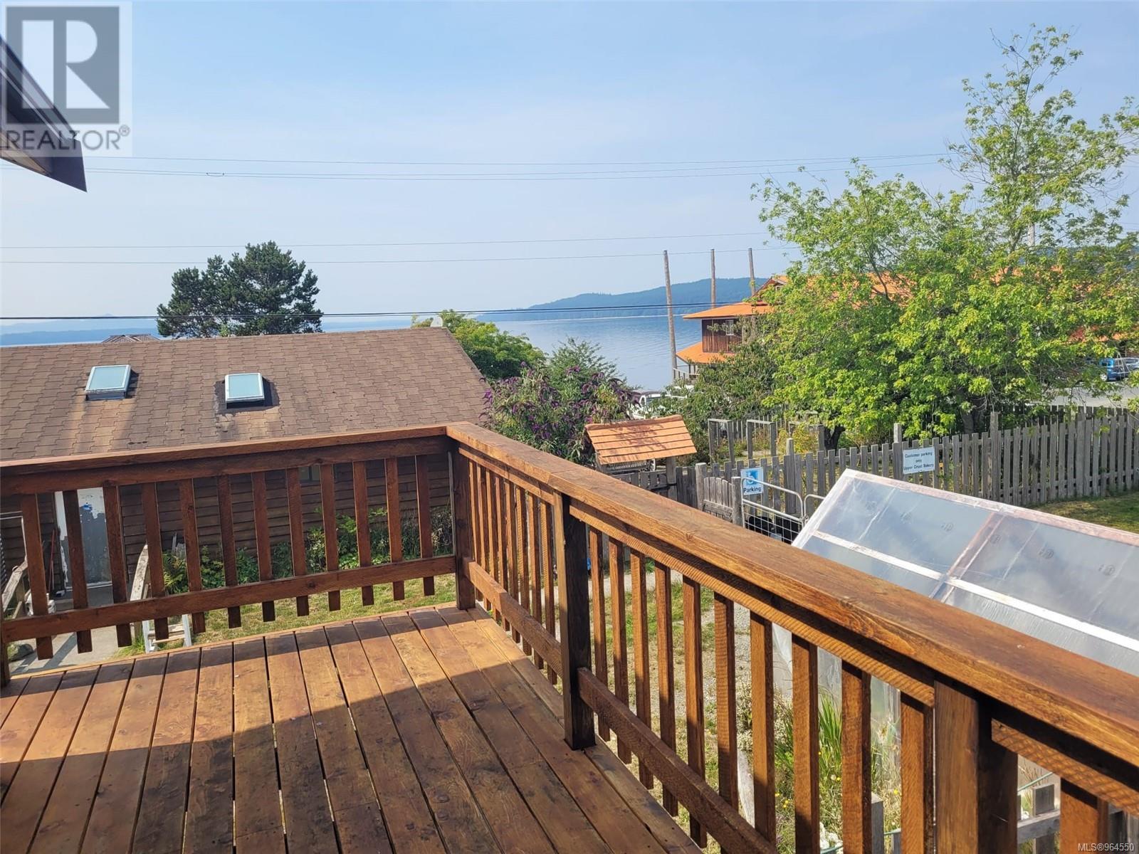 185 1st St, Sointula, British Columbia  V0N 3E0 - Photo 2 - 964550