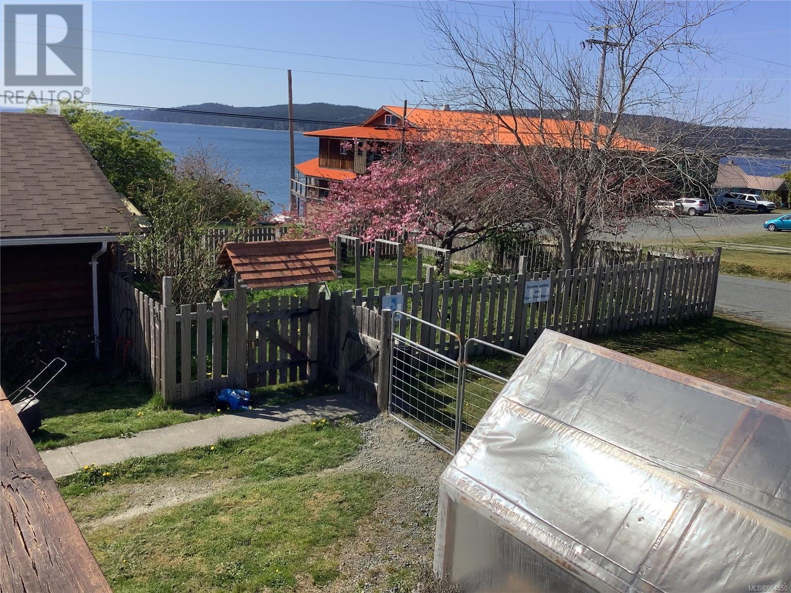 185 1st St, Sointula, British Columbia  V0N 3E0 - Photo 16 - 964550