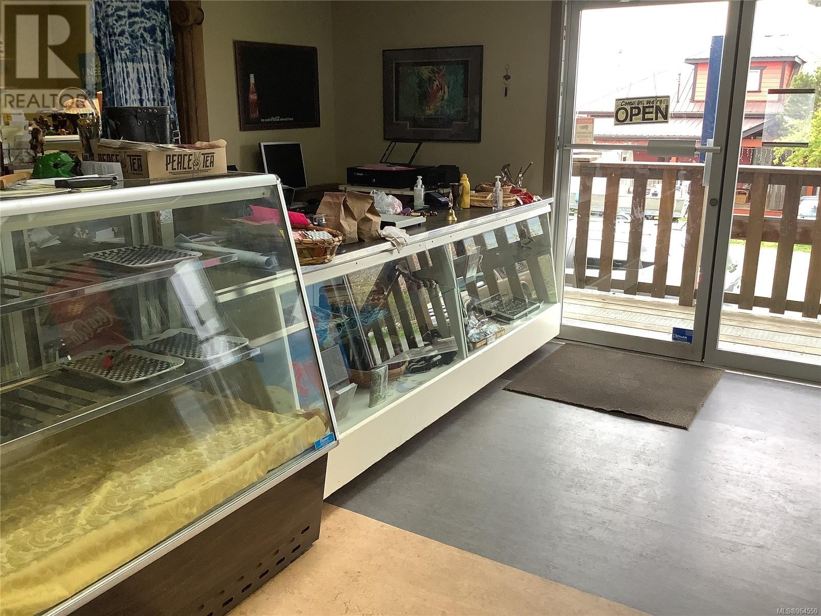 185 1st St, Sointula, British Columbia  V0N 3E0 - Photo 4 - 964550