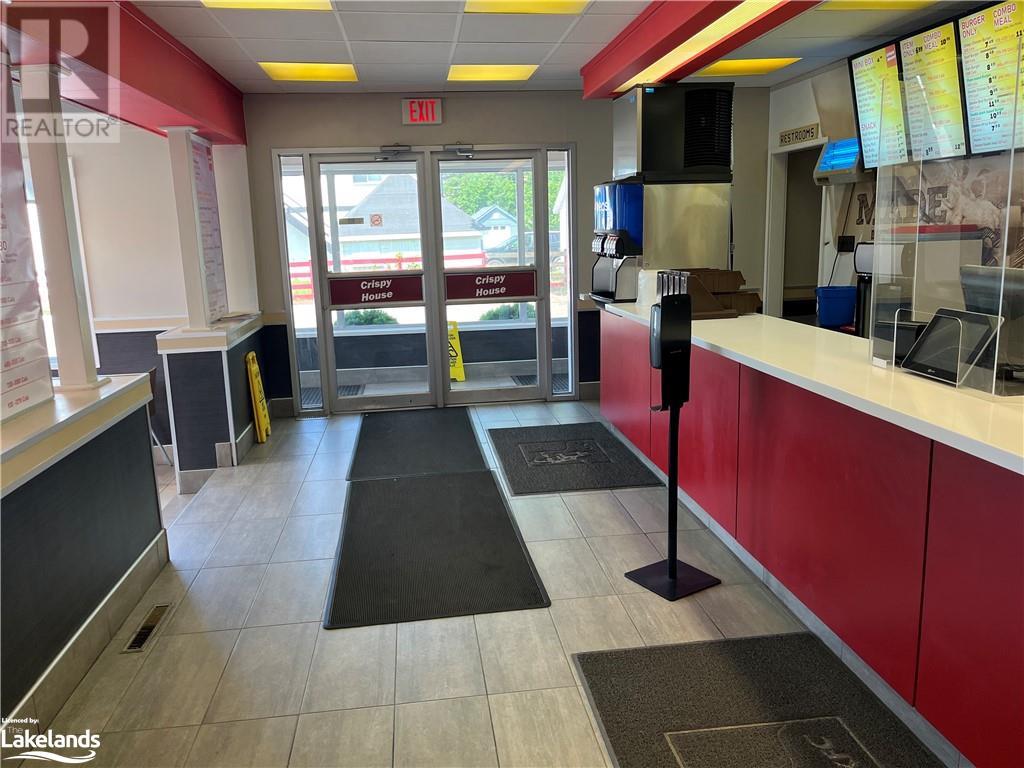 350 Winewood Avenue E, Gravenhurst, Ontario  P1P 1B7 - Photo 10 - 40600743