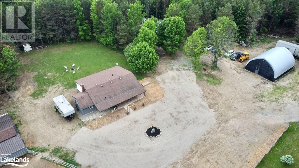 5989 Penetanguishene Road, Springwater, Ontario  L0L 1P0 - Photo 3 - 40600615