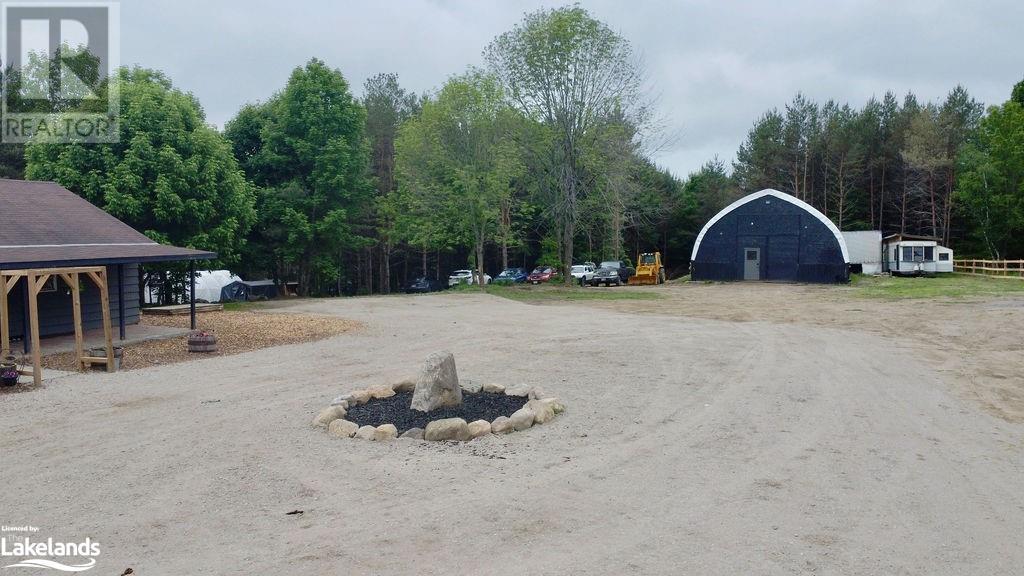 5989 Penetanguishene Road, Springwater, Ontario  L0L 1P0 - Photo 32 - 40600615