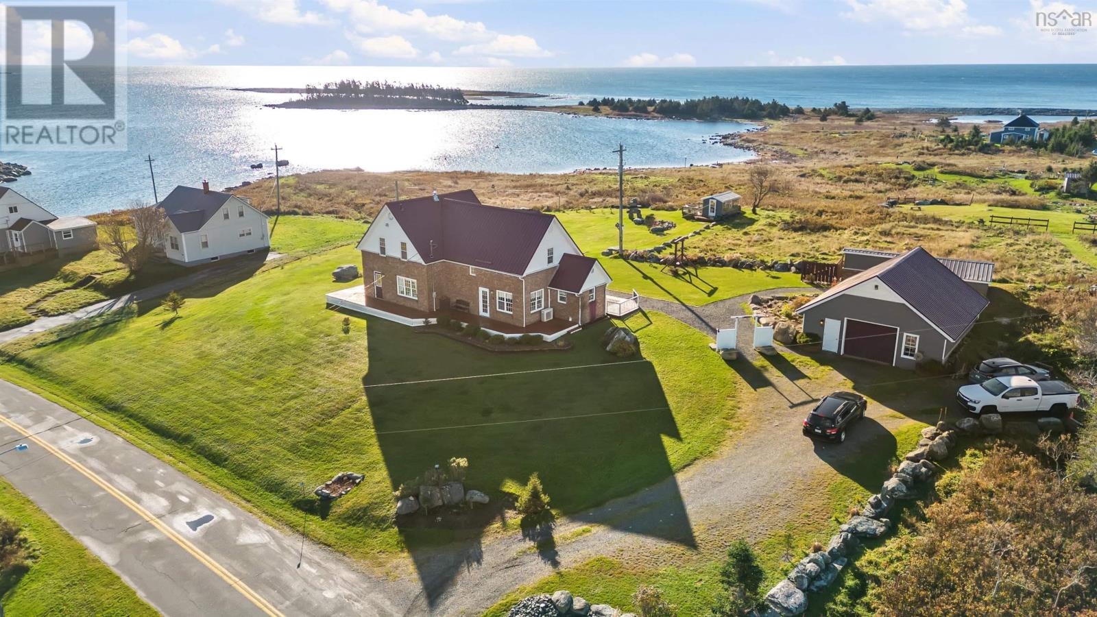 18 Harbourview Drive, Port Bickerton, Nova Scotia  B0J 1A0 - Photo 1 - 202408846