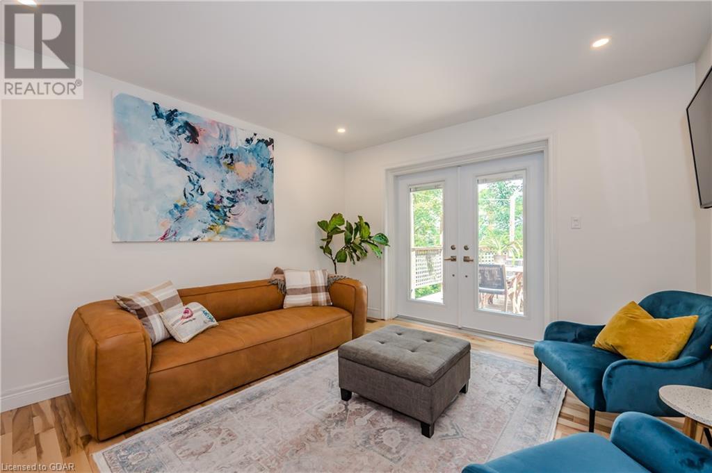 Image of property at 6 TORRANCE Crescent