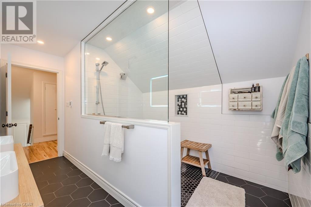 Image of property at 6 TORRANCE Crescent