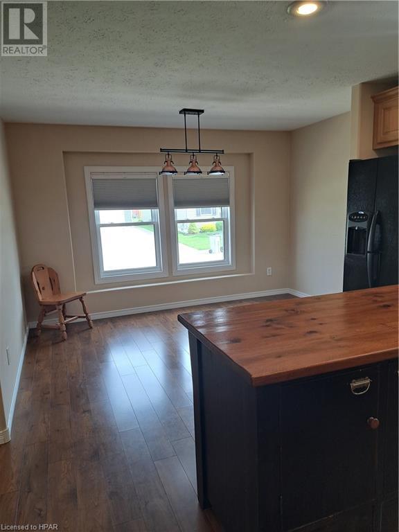 454 Richard Crescent, Strathroy, Ontario  N7G 3P4 - Photo 5 - 40601606