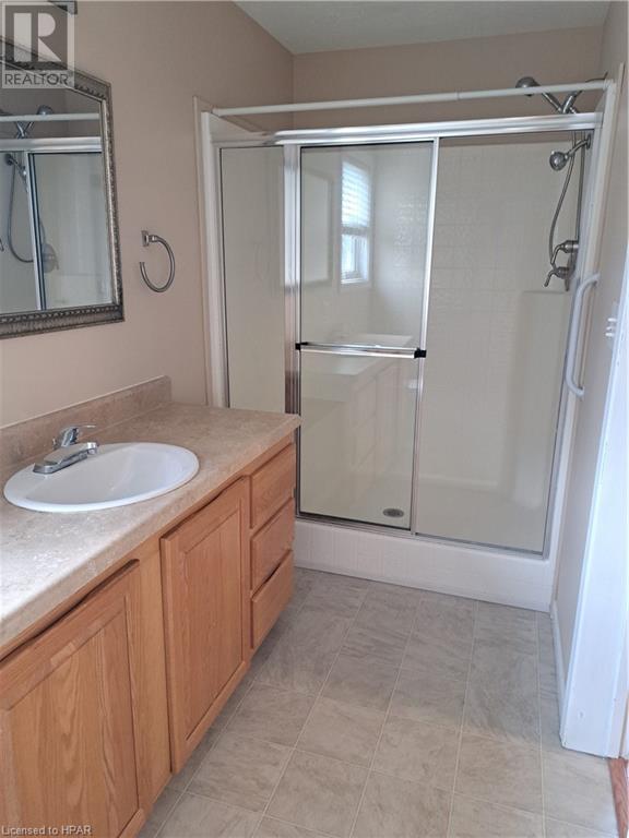 454 Richard Crescent, Strathroy, Ontario  N7G 3P4 - Photo 7 - 40601606