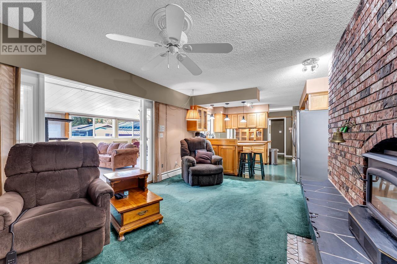 41520 Brennan Road, Squamish, British Columbia  V0N 3G0 - Photo 9 - R2875145