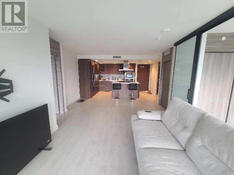 Listing Picture 3 of 13 : 1409 1768 COOK STREET, Vancouver / 溫哥華 - 魯藝地產 Yvonne Lu Group - MLS Medallion Club Member