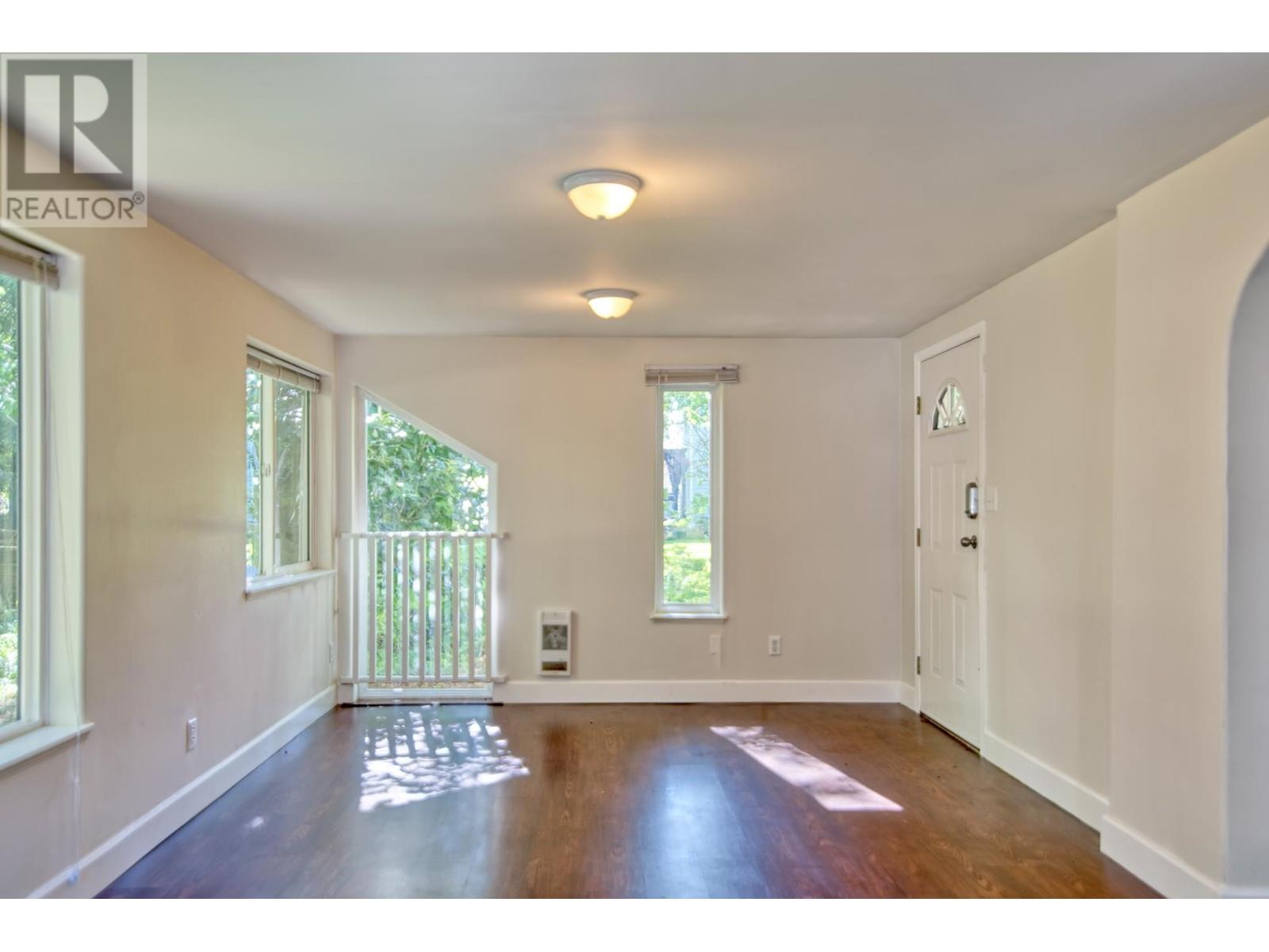 1119 Chaster Road, Gibsons, British Columbia  V0N 1V4 - Photo 4 - R2884520