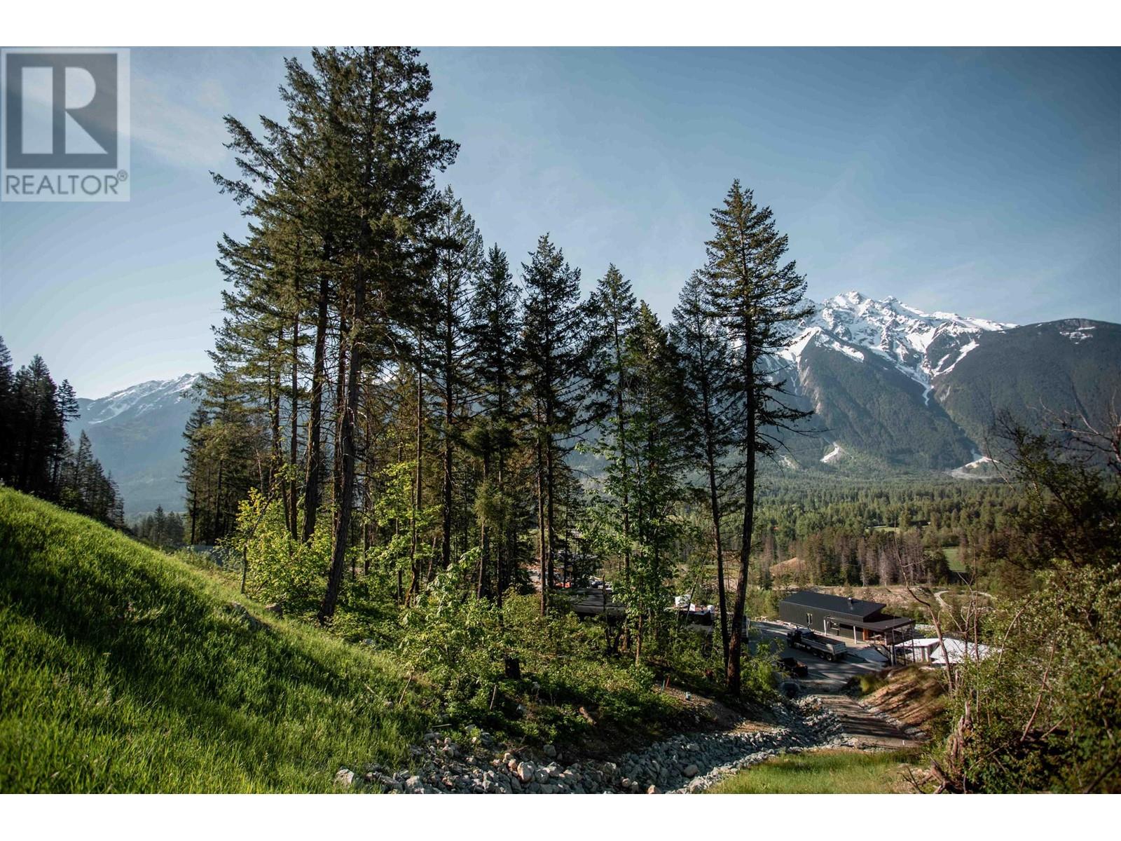 9000 Sun God Mountain Way, Pemberton, British Columbia V0N 2L3 - Photo 1 - R2891223
