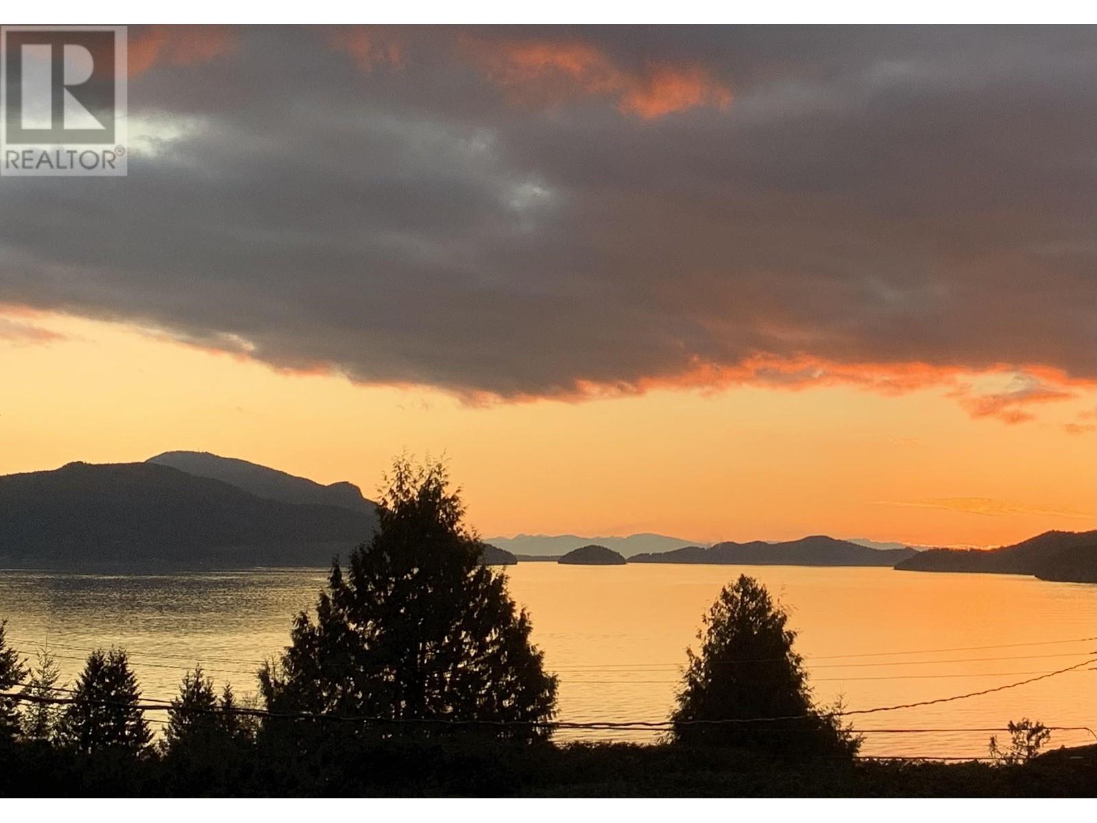 195 Isleview Place, Lions Bay, British Columbia  V0N 2E0 - Photo 10 - R2891649