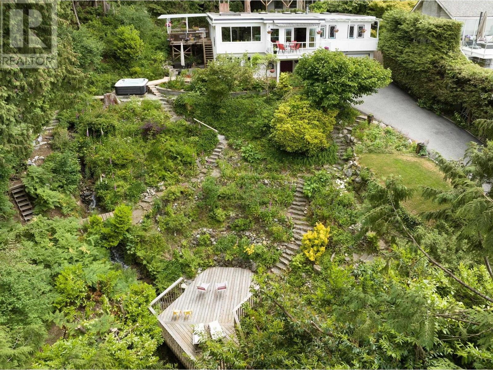 195 Isleview Place, Lions Bay, British Columbia  V0N 2E0 - Photo 35 - R2891649
