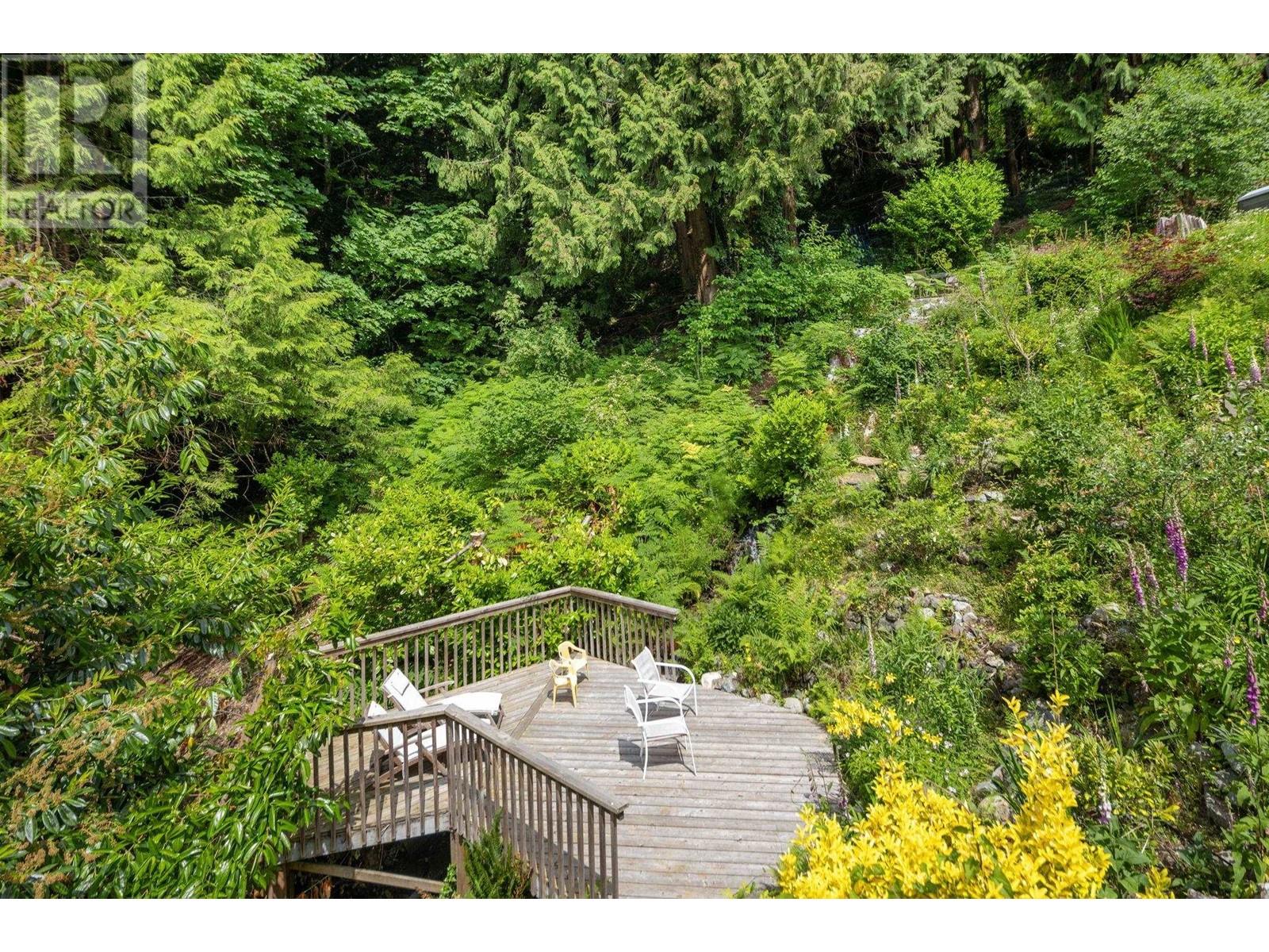 195 Isleview Place, Lions Bay, British Columbia  V0N 2E0 - Photo 36 - R2891649