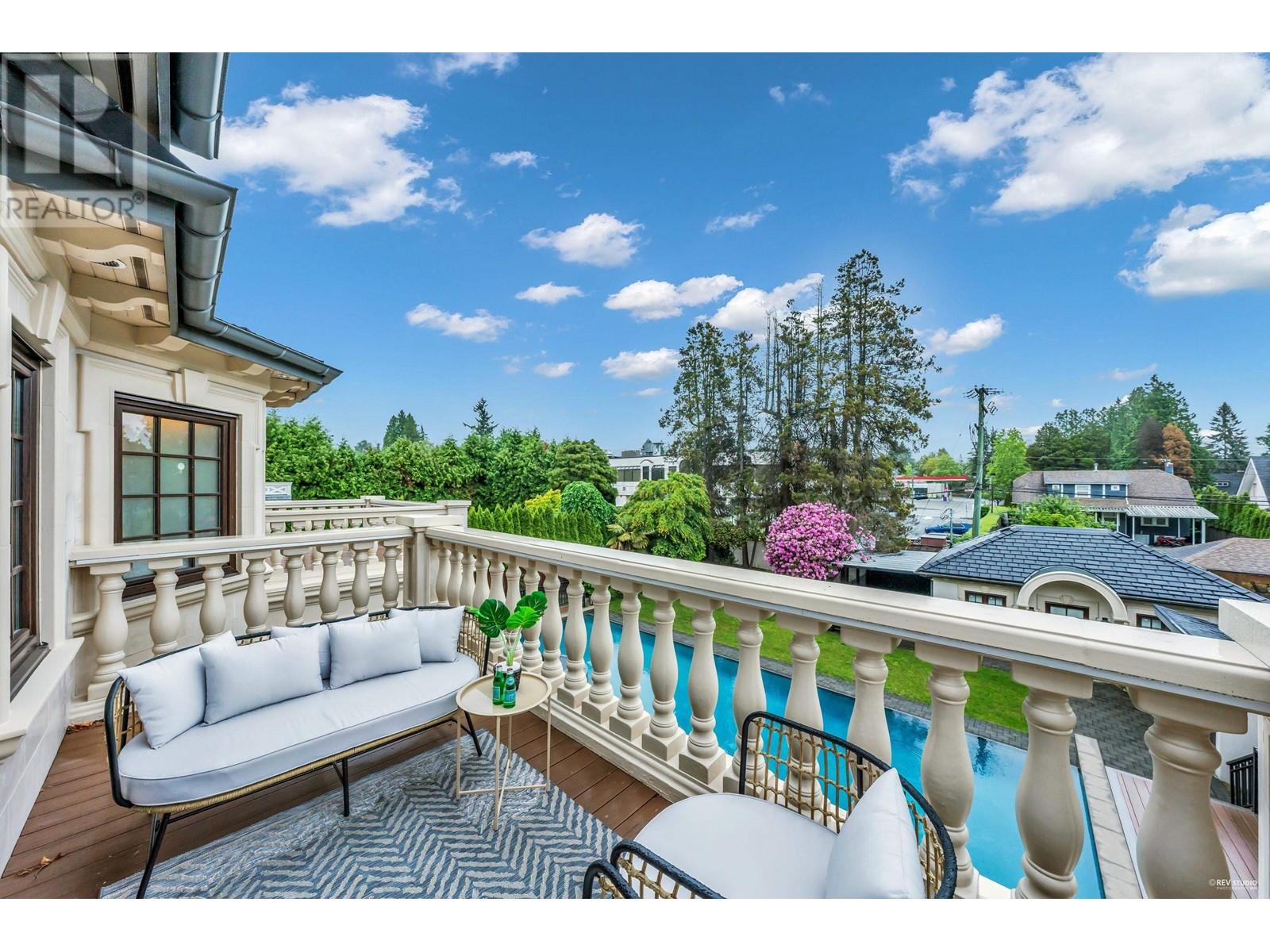 Listing Picture 23 of 38 : 5762 CHURCHILL STREET, Vancouver / 溫哥華 - 魯藝地產 Yvonne Lu Group - MLS Medallion Club Member