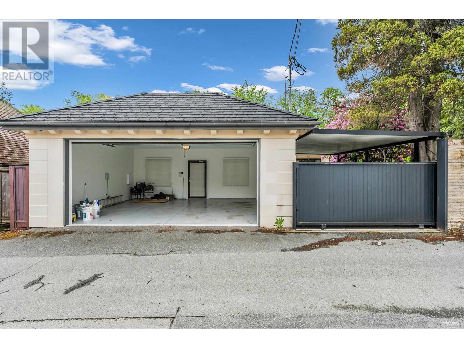 Listing Picture 35 of 38 : 5762 CHURCHILL STREET, Vancouver / 溫哥華 - 魯藝地產 Yvonne Lu Group - MLS Medallion Club Member