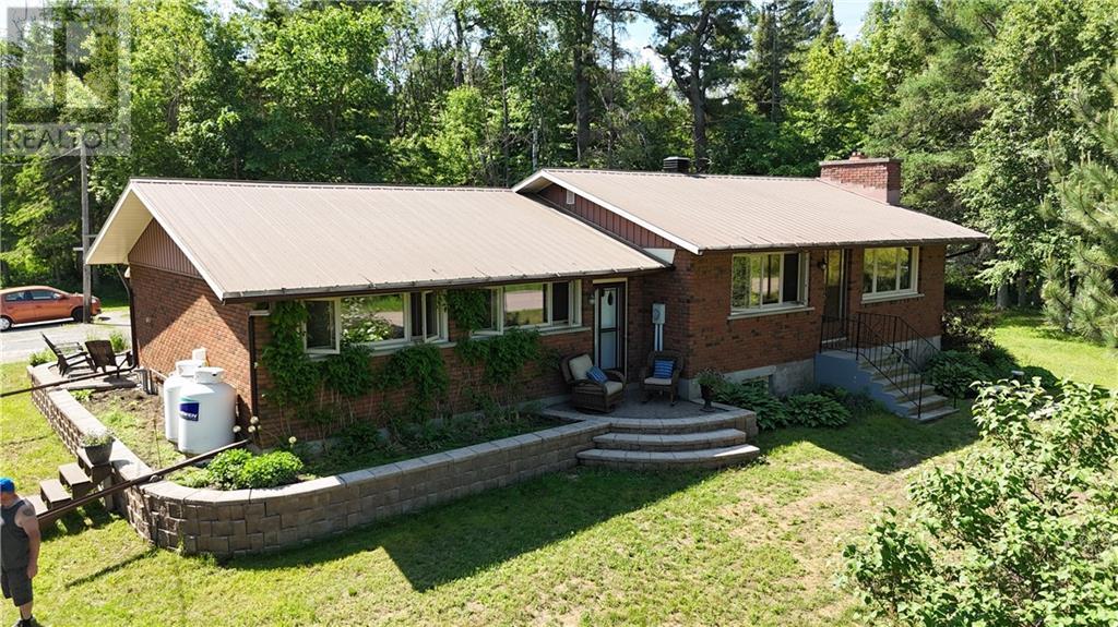 2249 ROSS ROAD, pembroke, Ontario