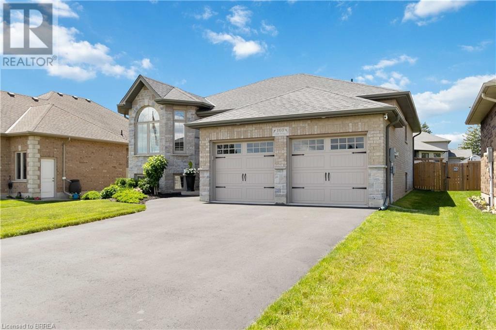 160 Oak Street, Simcoe, Ontario  N3Y 0B5 - Photo 3 - 40600105