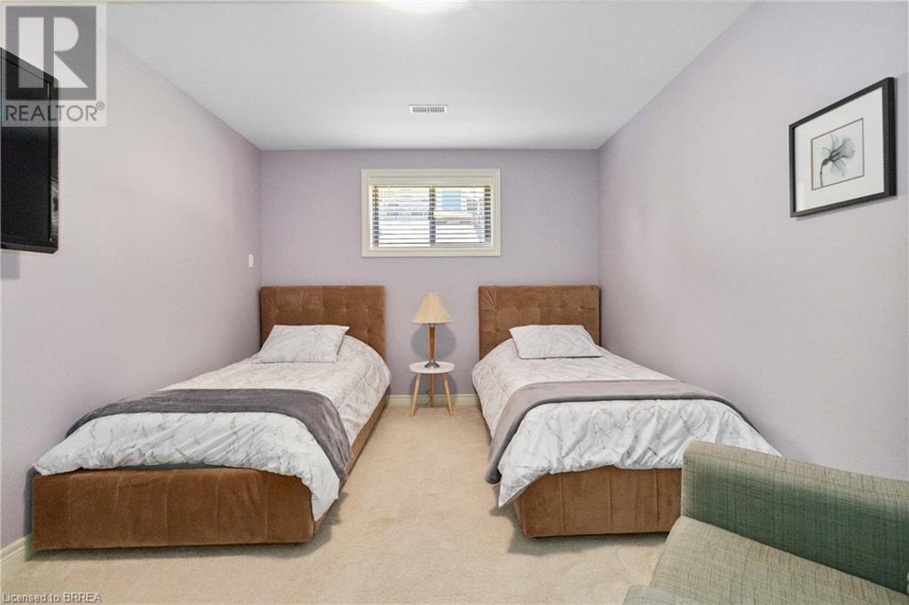 160 Oak Street, Simcoe, Ontario  N3Y 0B5 - Photo 37 - 40600105