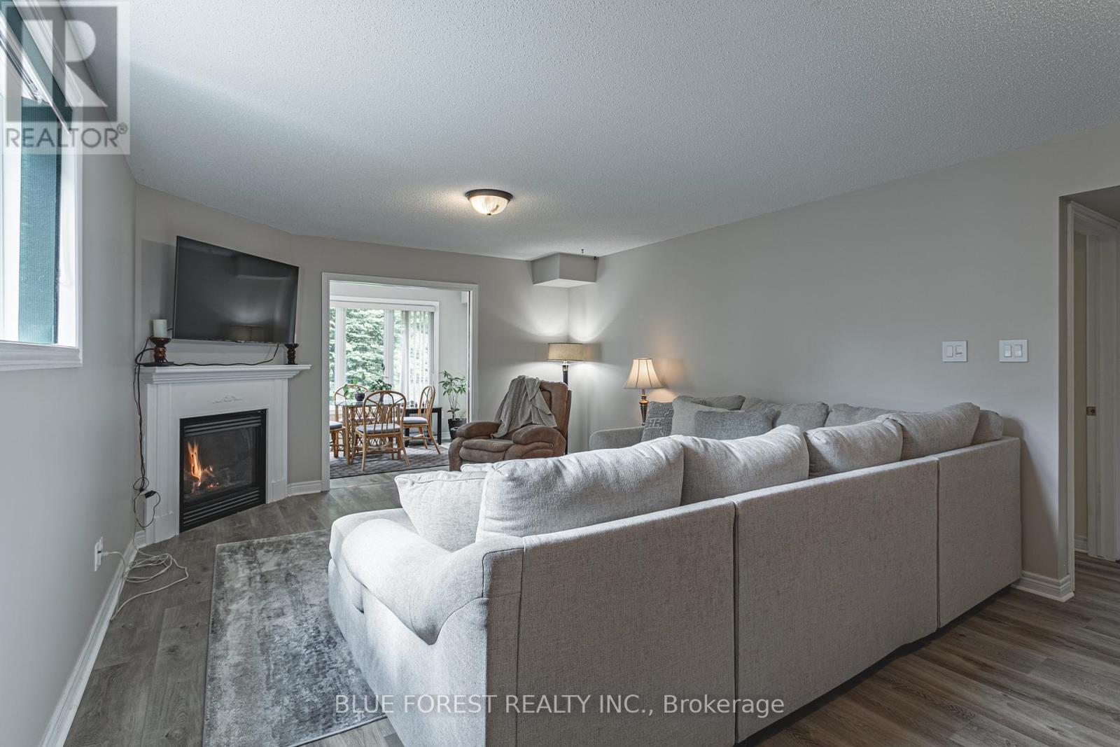 77 Woodvale Drive, Thames Centre, Ontario  N0L 1G3 - Photo 20 - X8415906