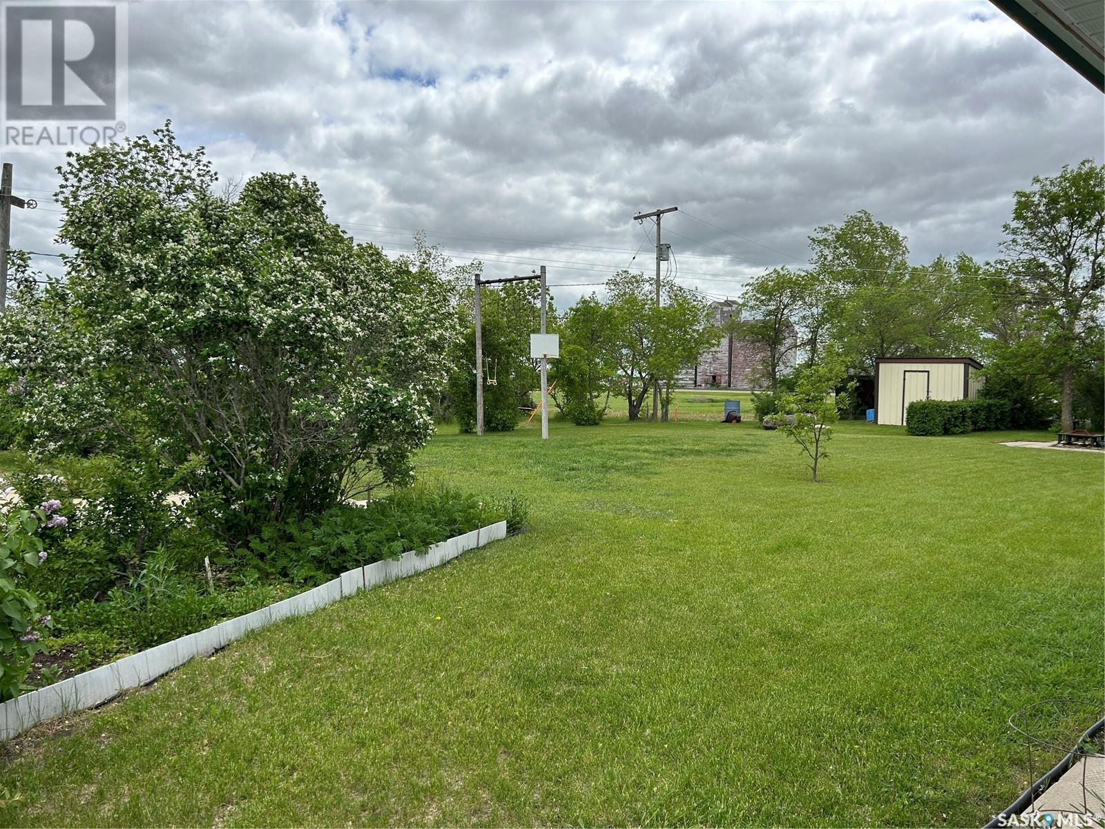 311 Peters Street, Gainsborough, Saskatchewan  S0C 0Z0 - Photo 36 - SK972963