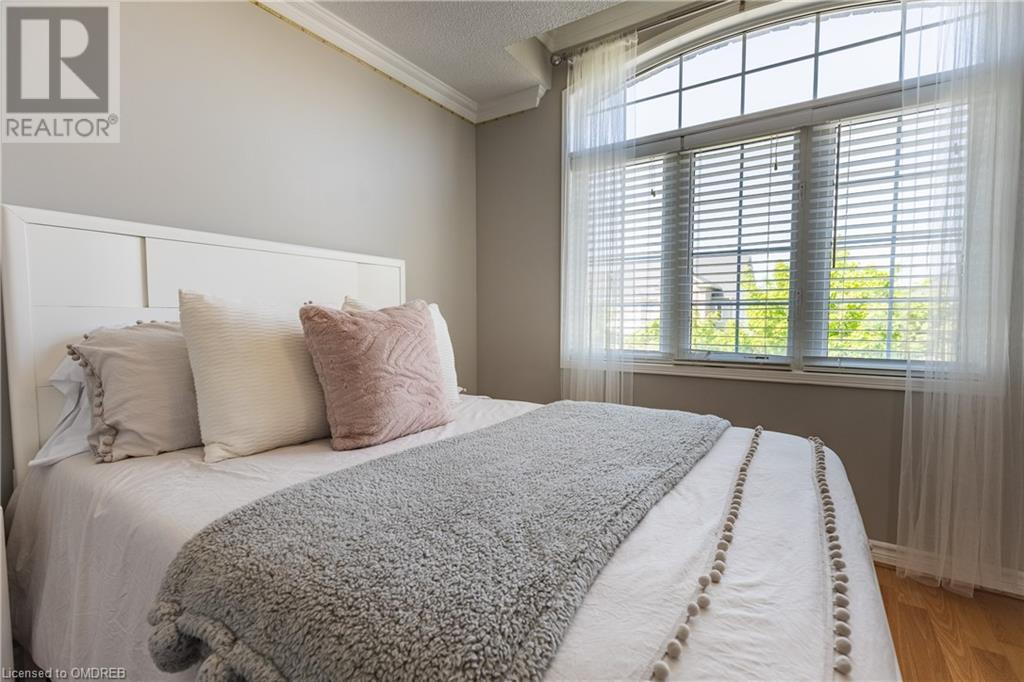 Image of property at 1042 ZIMMERMAN Crescent