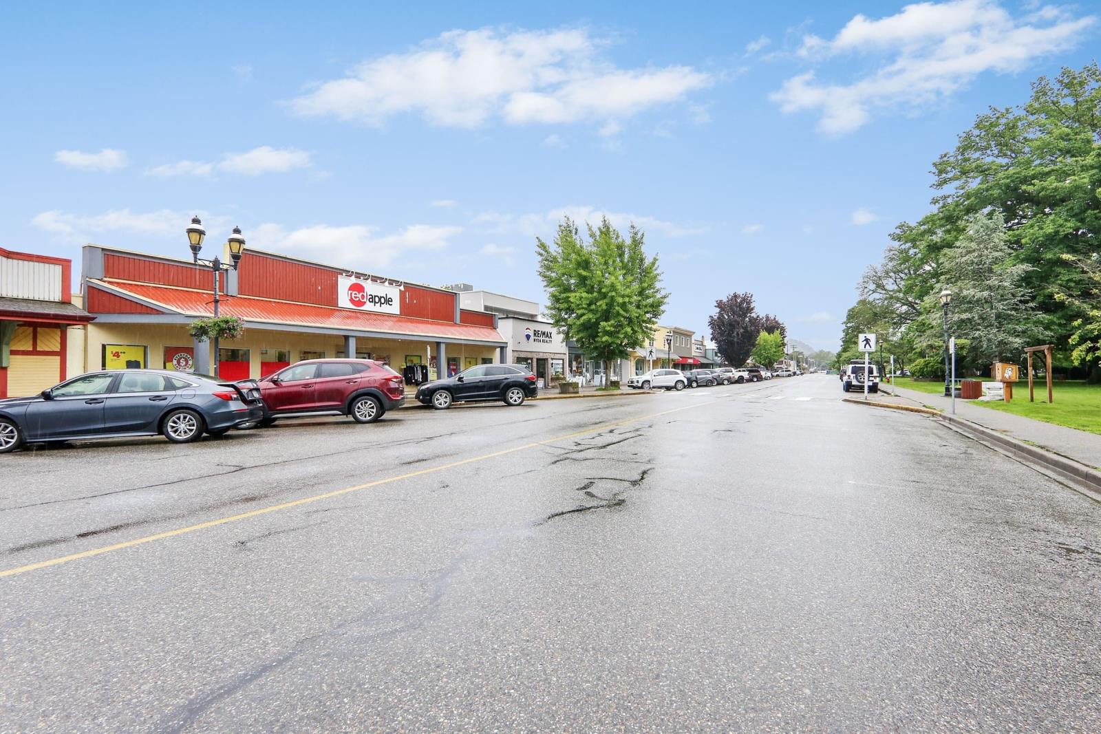 7116 Pioneer Avenue, Agassiz, British Columbia  V0M 1A8 - Photo 5 - C8060307