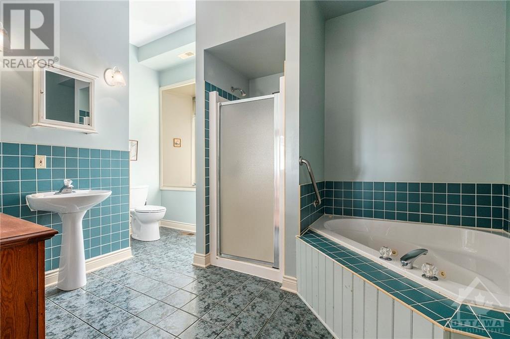 898 Kitley Line 2 Line, Elizabethtown, Ontario  K0G 1G0 - Photo 17 - 1395561