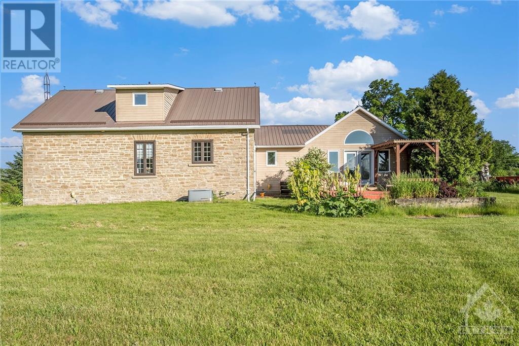 898 Kitley Line 2 Line, Elizabethtown, Ontario  K0G 1G0 - Photo 24 - 1395561