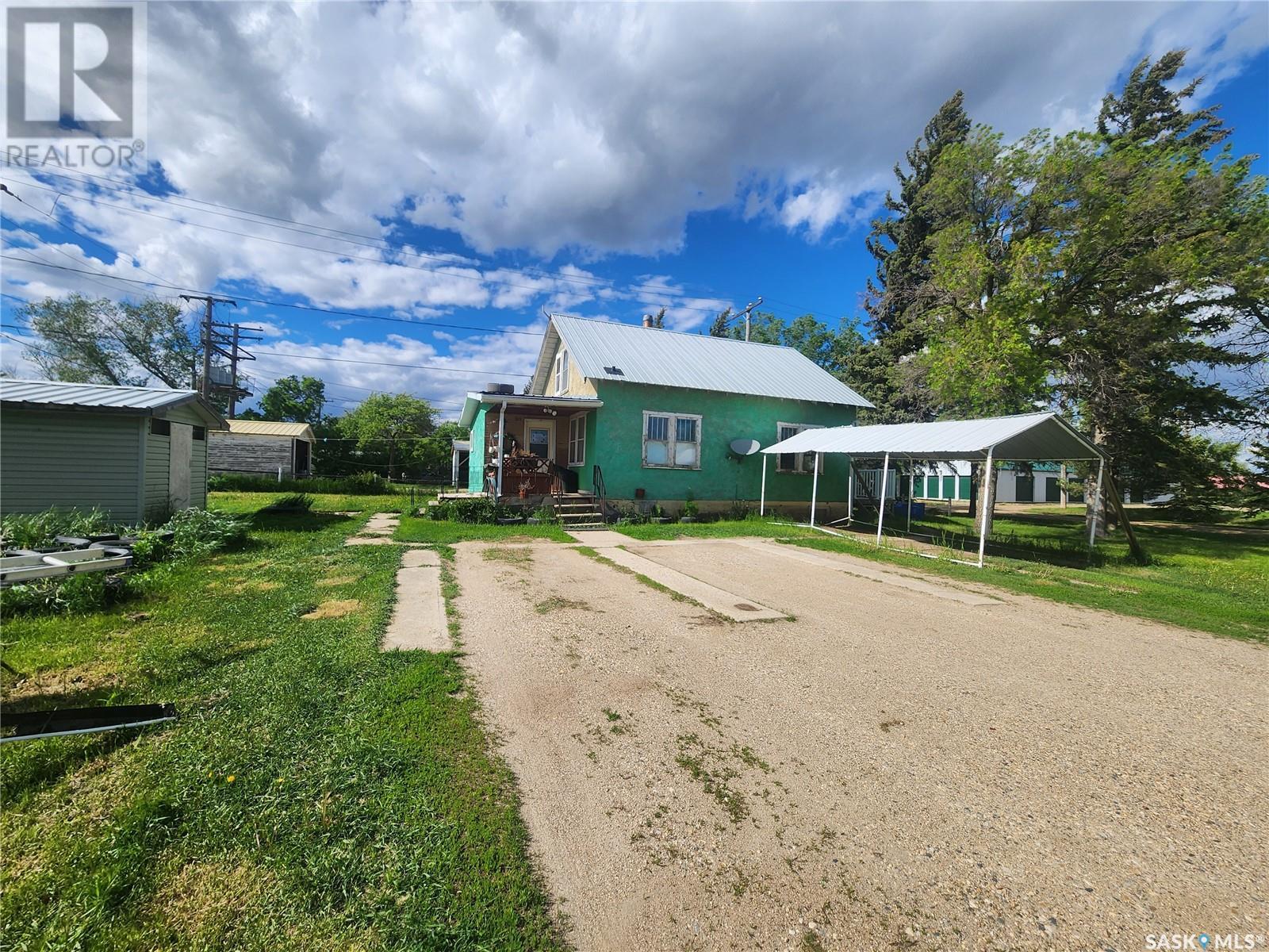 104 Frederick Street, Ogema, Saskatchewan  S0C 1Y0 - Photo 6 - SK972999