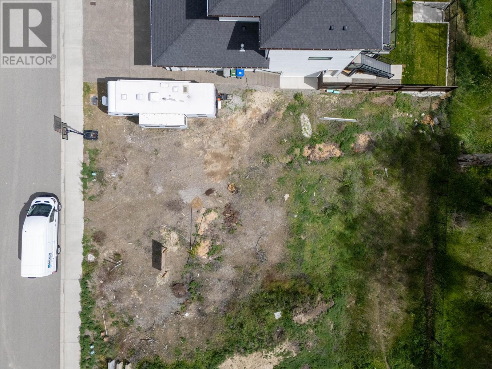 2728 Beachmount Cres, Kamloops, British Columbia  V2B 0E6 - Photo 4 - 179083