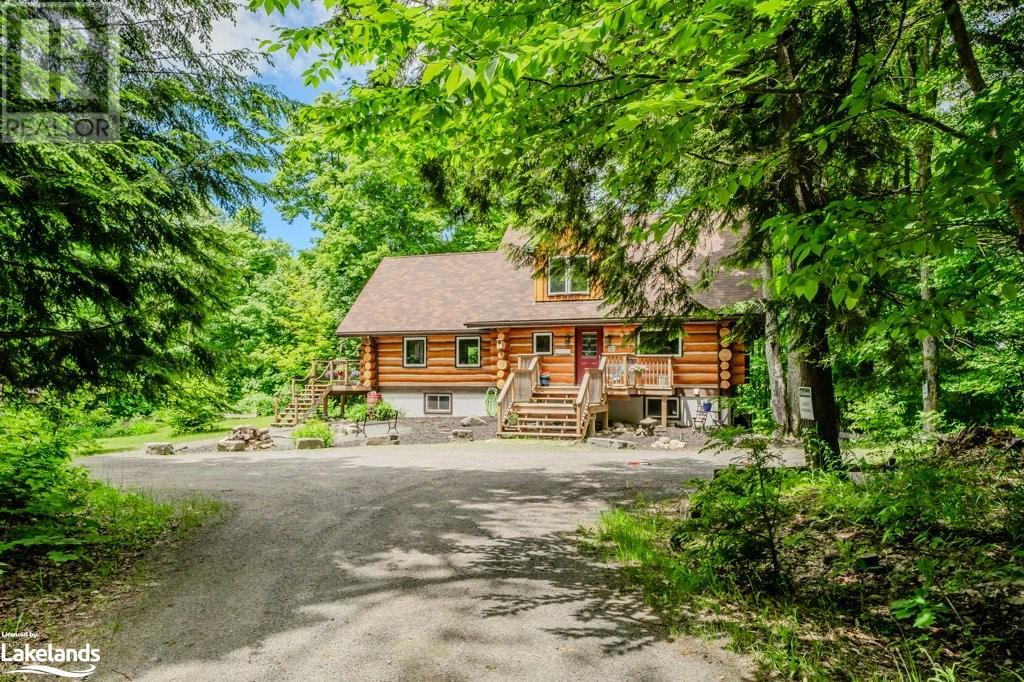 2351 Brunel Road, Huntsville, Ontario P1H 2J3 (27010490) Bay