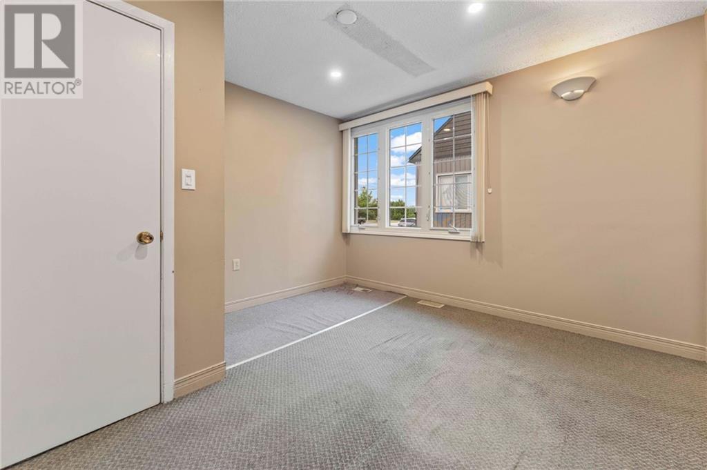 856 Pembroke Street E, Pembroke, Ontario  K8A 3M2 - Photo 8 - 1395488