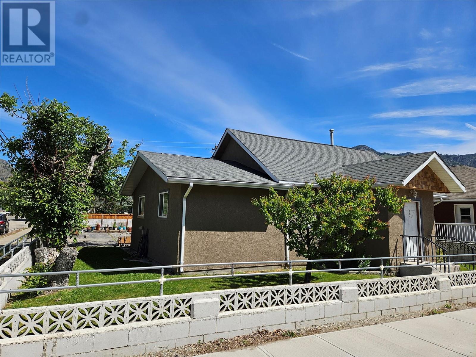 504 7th Avenue, keremeos, British Columbia