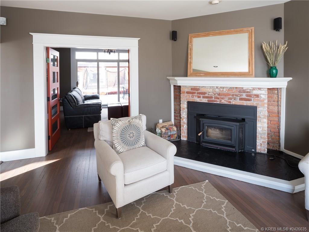 861 5th Avenue, Fernie, British Columbia  V0B 1M0 - Photo 15 - 2477544