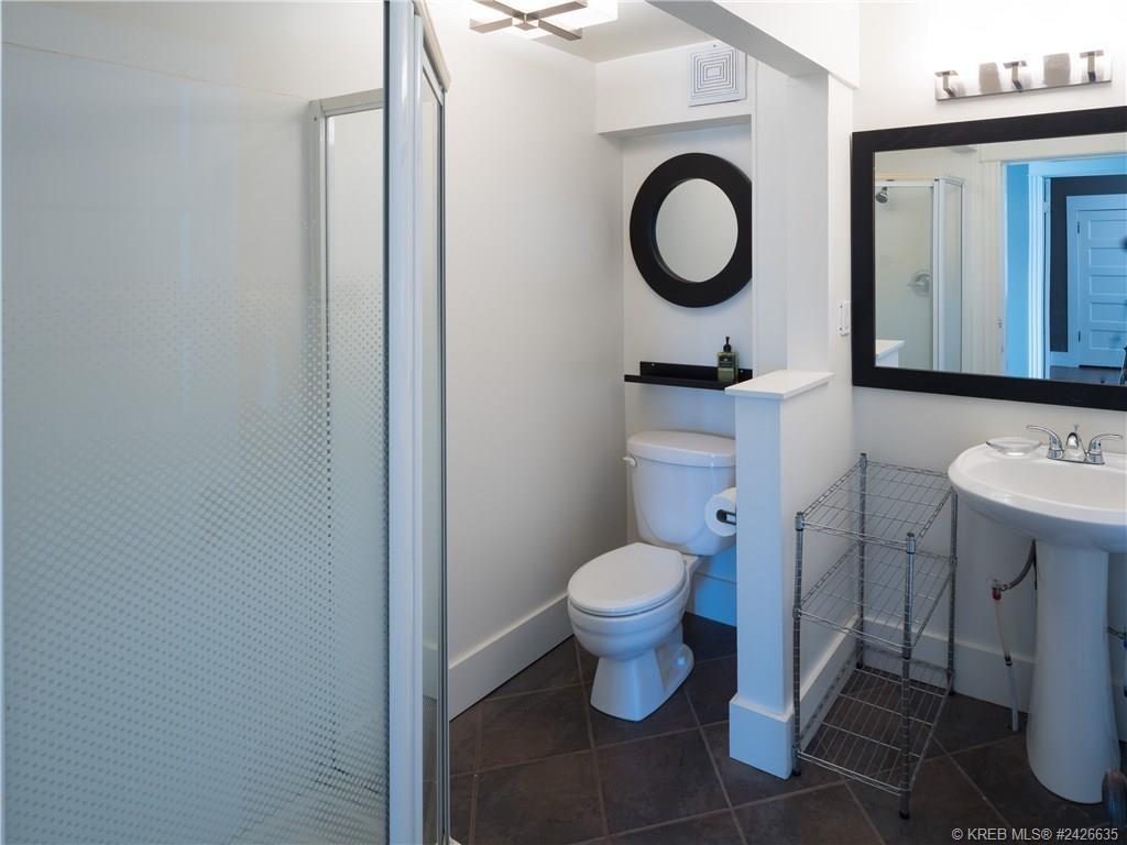 861 5th Avenue, Fernie, British Columbia  V0B 1M0 - Photo 23 - 2477544