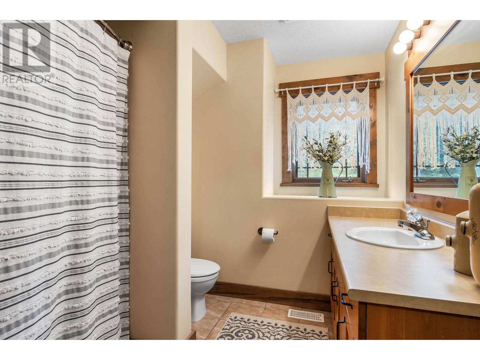 10-2700 Fairways Drive, Sun Peaks, British Columbia  V0E 5N0 - Photo 15 - 179096