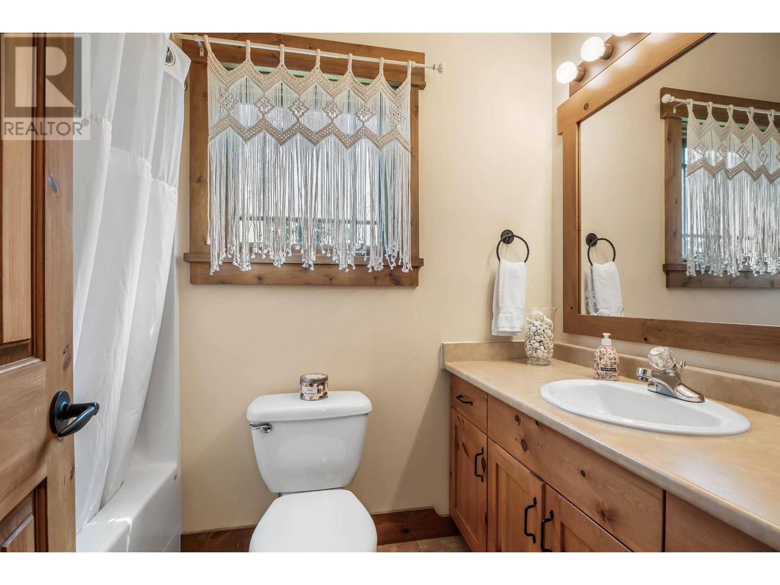 10-2700 Fairways Drive, Sun Peaks, British Columbia  V0E 5N0 - Photo 19 - 179096