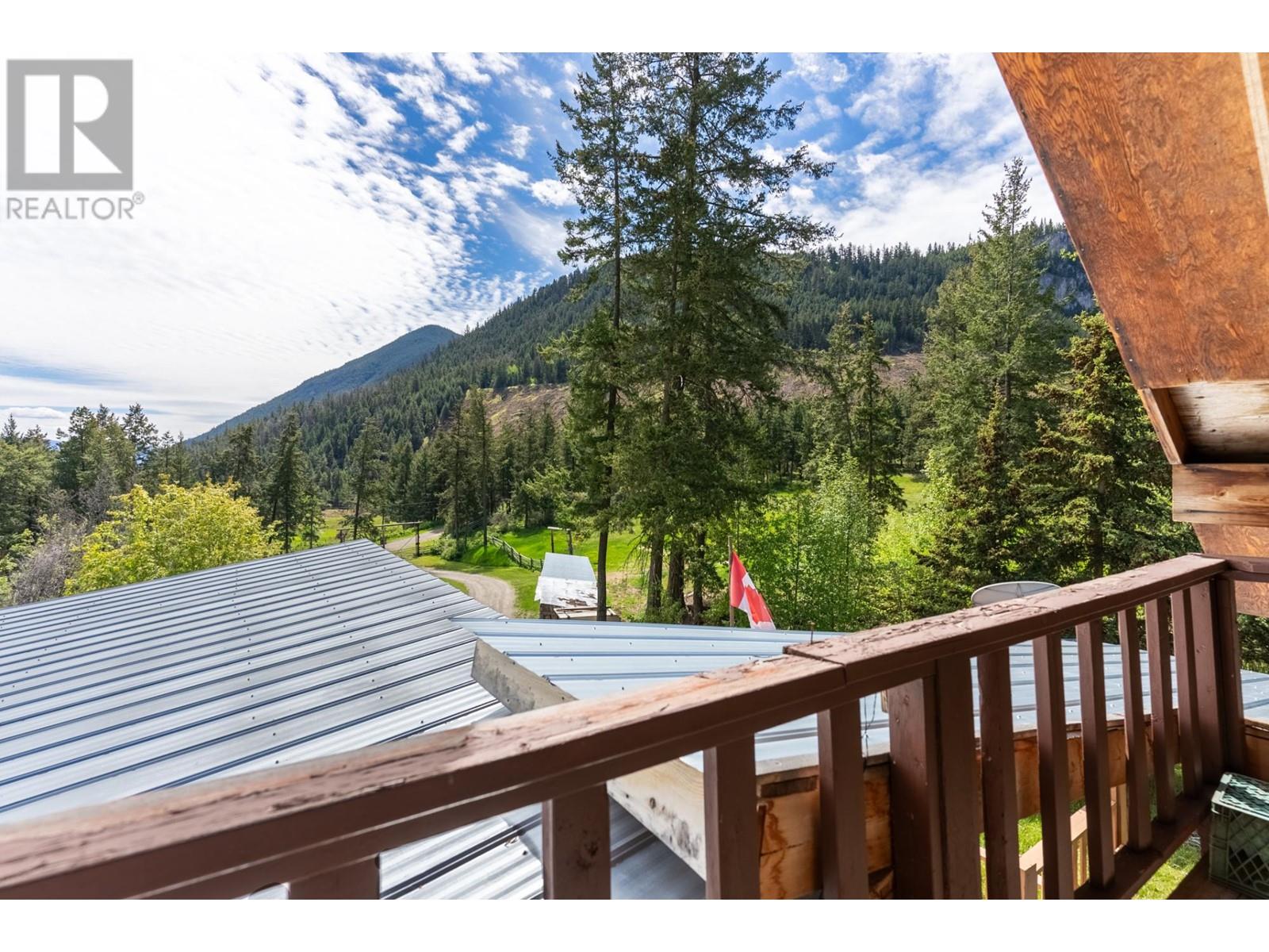 2025 Hat Creek Rd, Cache Creek, British Columbia  V0K 1H0 - Photo 21 - 179104